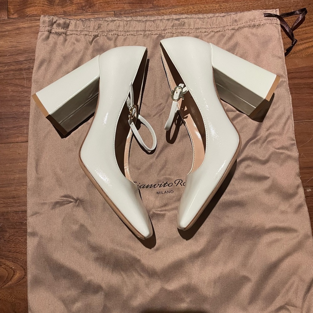 Perfect condition Gianvito Rossi Block Heel Pumps